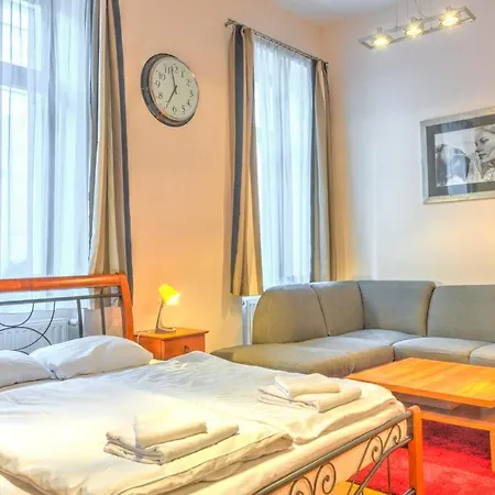 Central Capital Apartments Budapešť Exteriér fotografie